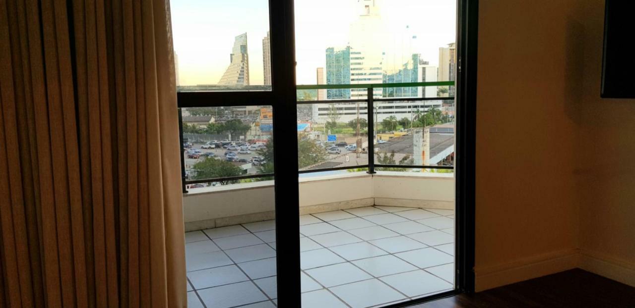 Golden Gate Flat Vitória